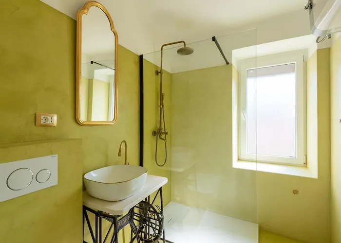 With Private Parking Free Apartament *