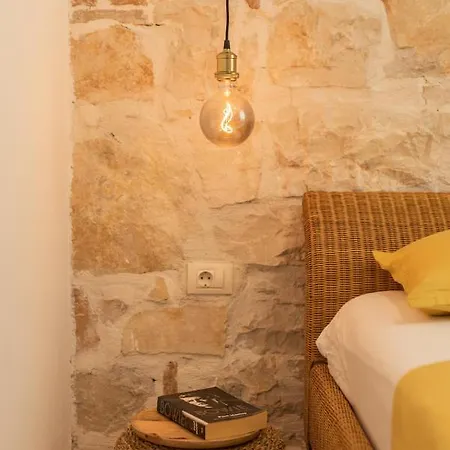 With Private Parking Free Apartment