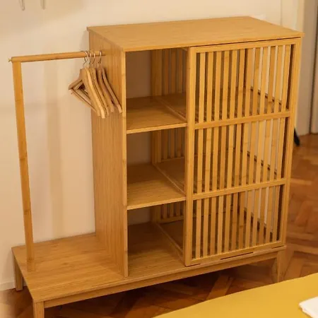 With Private Parking Free * 풀라