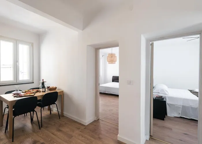 With Private Parking Free Appartement *