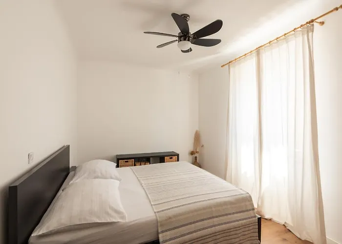 With Private Parking Free