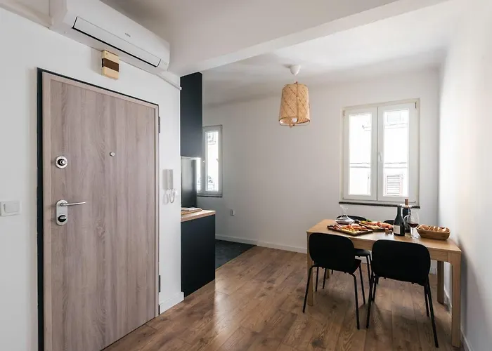 With Private Parking Free *